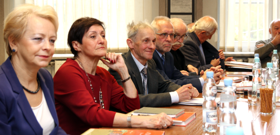 Inauguracyjna Sesja Rady Seniorów za nami