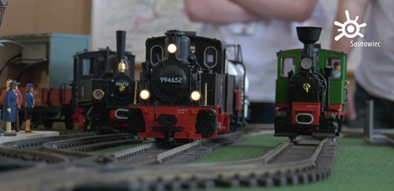 Miniaturowe kolejki ponownie przyciągnęły tłumy [WIDEO]