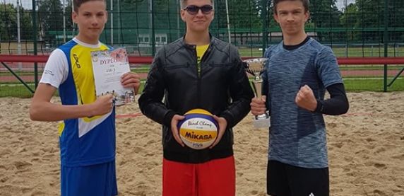 Siatkarze z Elektronika mistrzami Sosnowca w siatkówce plażowej