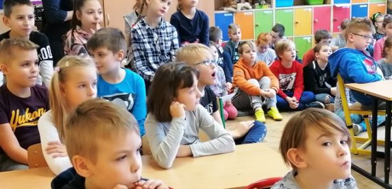 Sosnowieccy policjanci i nauczyciele o bezpiecznych feriach