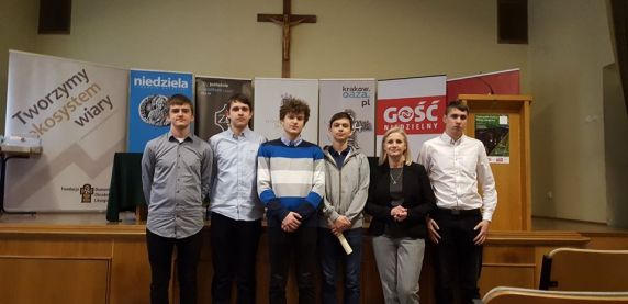 Uczniowie Elektronika w finale Konkursu Wiedzy Liturgicznej