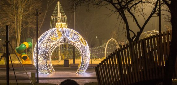 Rusza montaż nowych ozdób świątecznych
