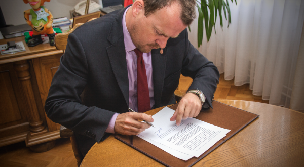 Apel Prezydenta Sosnowca Arkadiusza Chęcińskiego w sprawie dopalaczy