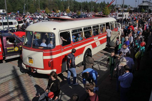 Zabytkowe samochody ponownie przyjadą do Sosnowca