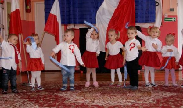 „…Polska to taka kraina, która się w sercu dziecka zaczyna...”