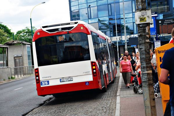 UWAGA! Zmiany w kursowaniu linii autobusowych 28, 622 i 815