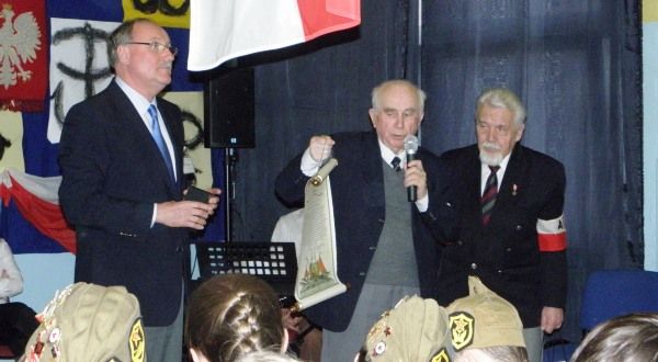 Apel poświęcony 69. rocznicy powołania do życia Armii Krajowej