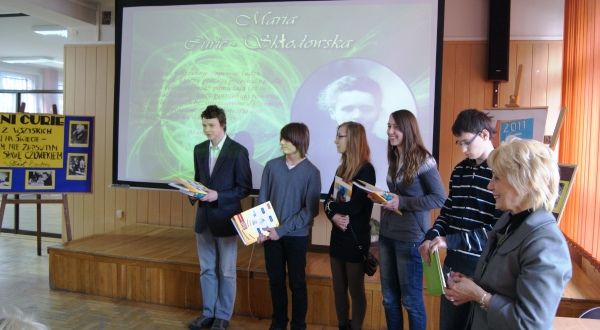 W ZSTiL o promieniotwórczości