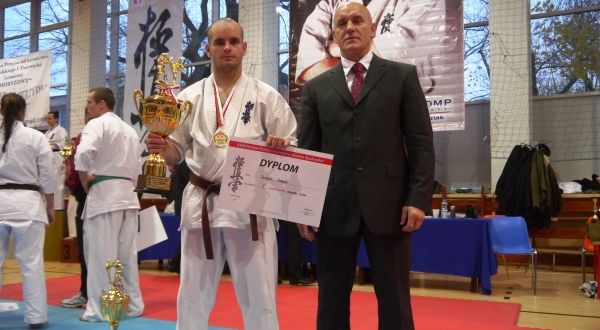 Marcel Rudzki z Pucharem Polski