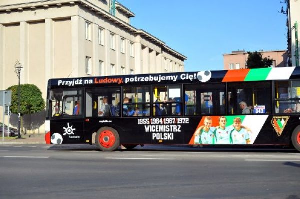Autobus na Ludowy!
