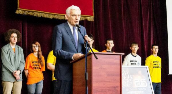 Jerzy Buzek w Elektorniku