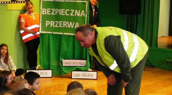 Bezpieczna przerwa w SP 18