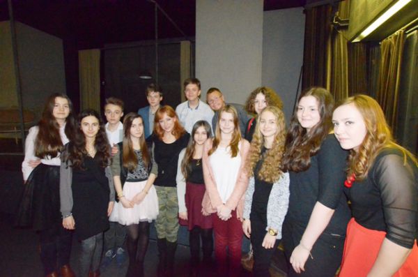Teatromani z Gimnazjum nr 16 w Teatrze Bagatela